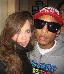 Corina and Pharrell backstage at the Cutting Room supporting friends Chester French